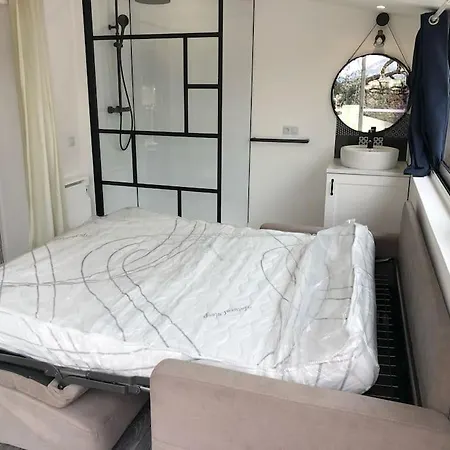 3pieces, 2chambres 6personnes, Terrasse Proche Port Et Commerces アパート ガイヤック